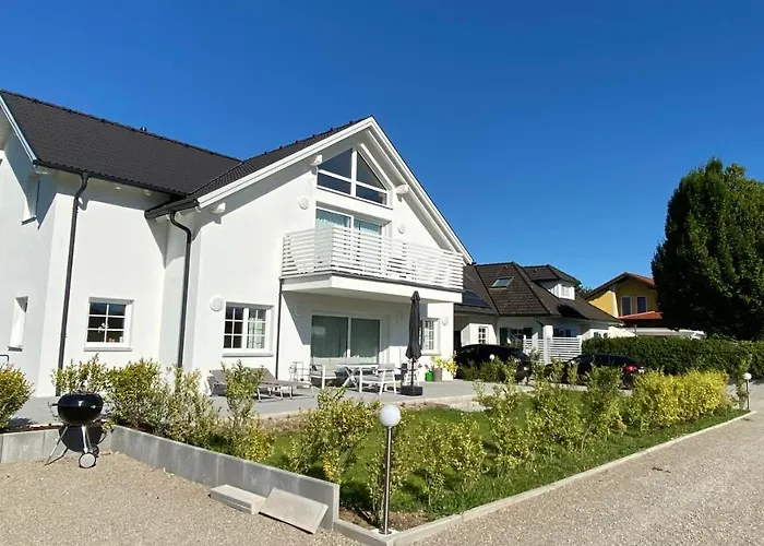 Ferienwohnung Mit Garten